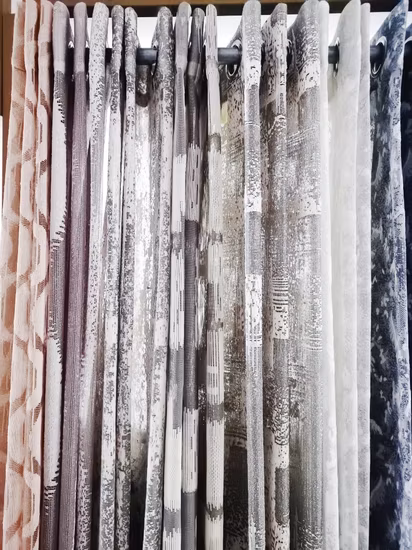 Fabriqué en Chine Prix bon marché de gros tricot tissu de rideau de fenêtre Jacquard